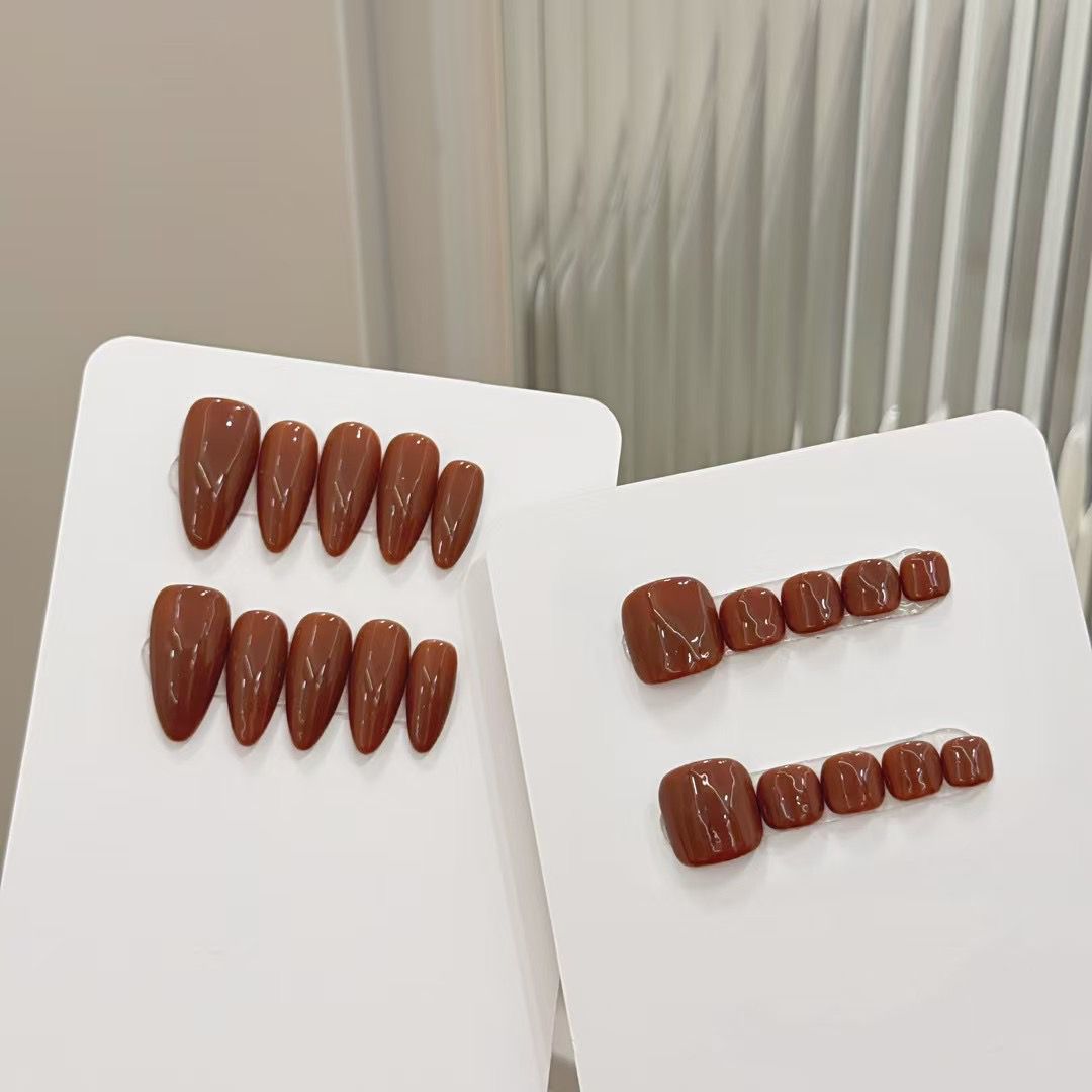 Caramel brown